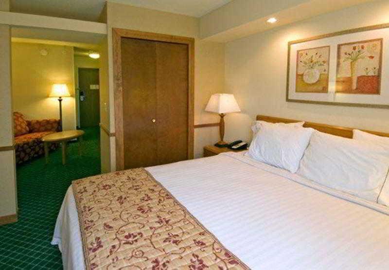Fairfield Inn & Suites Valparaíso Habitación foto